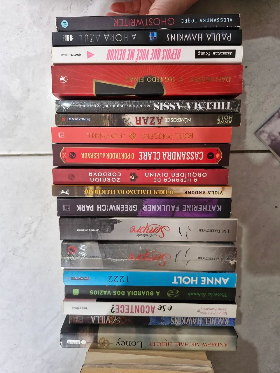 Qualquer livro a R$10,00 cada - Foto 2