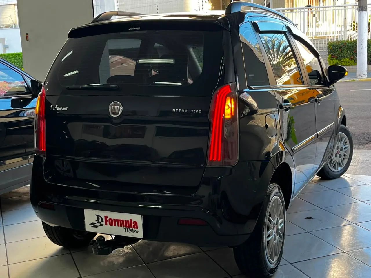 Fiat Idea Attractive 1.4 Fire Flex 8V 5P 2012 - Foto 4