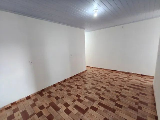 EXCELENTE SOBRADO COM 2 LAJES, PERTO DA PRINCIPAL  - Foto 2