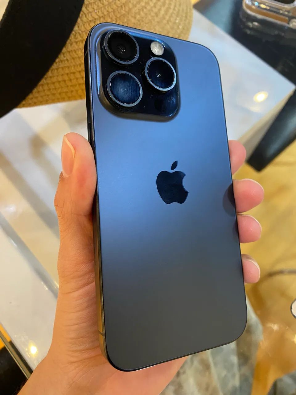 iPhone 15 pro 128 gigas - Foto 2