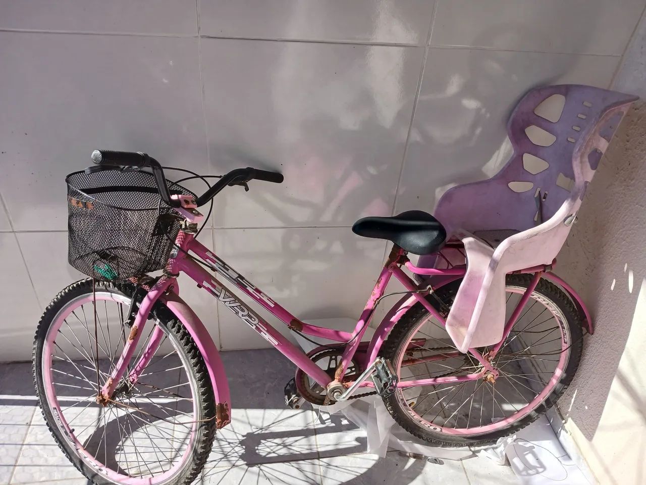 Bicicleta com cadeirinha - Foto 4