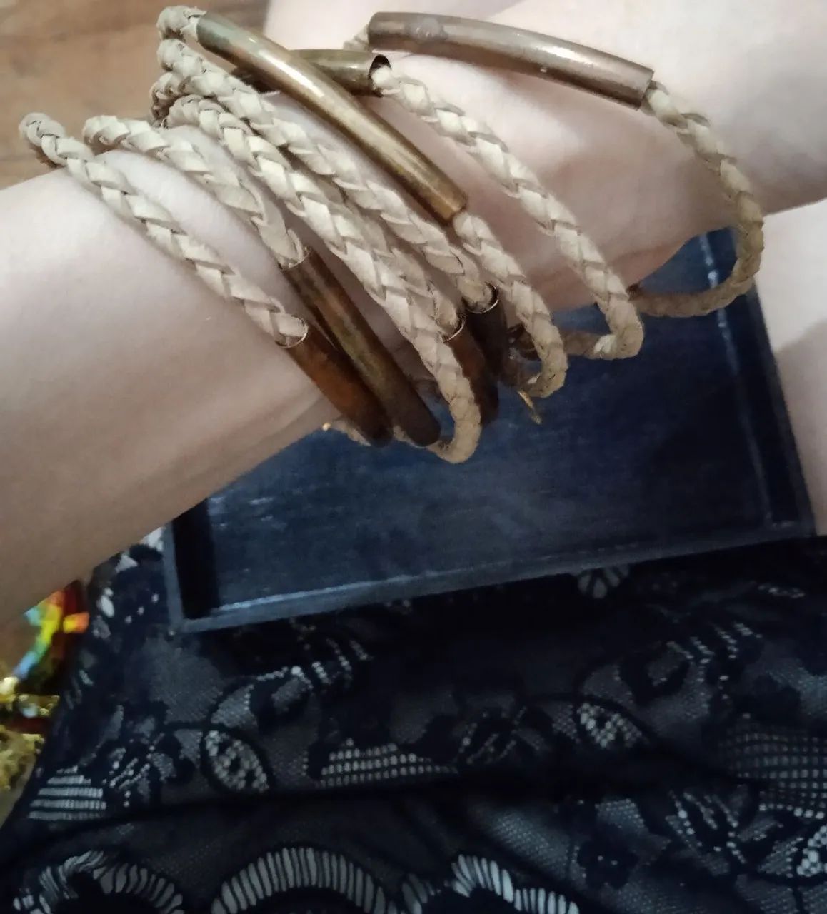 Pulseira em couro fake - Foto 4