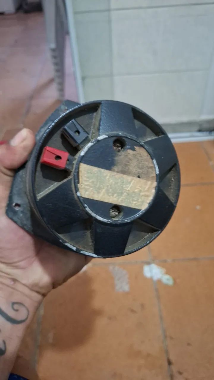 Modulo 2700  corneta red power  médio 450rms - Foto 5