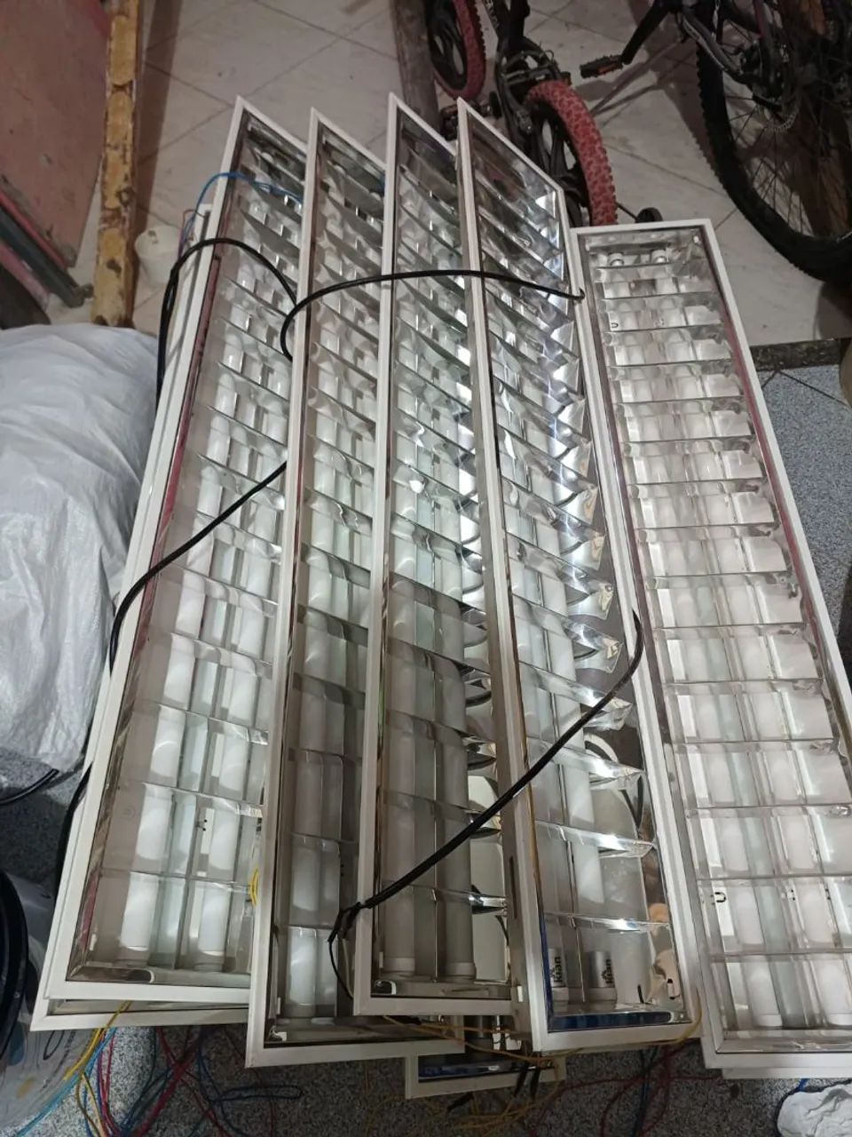 Luminaria teto calha de embutir 1,20mt - Foto 4