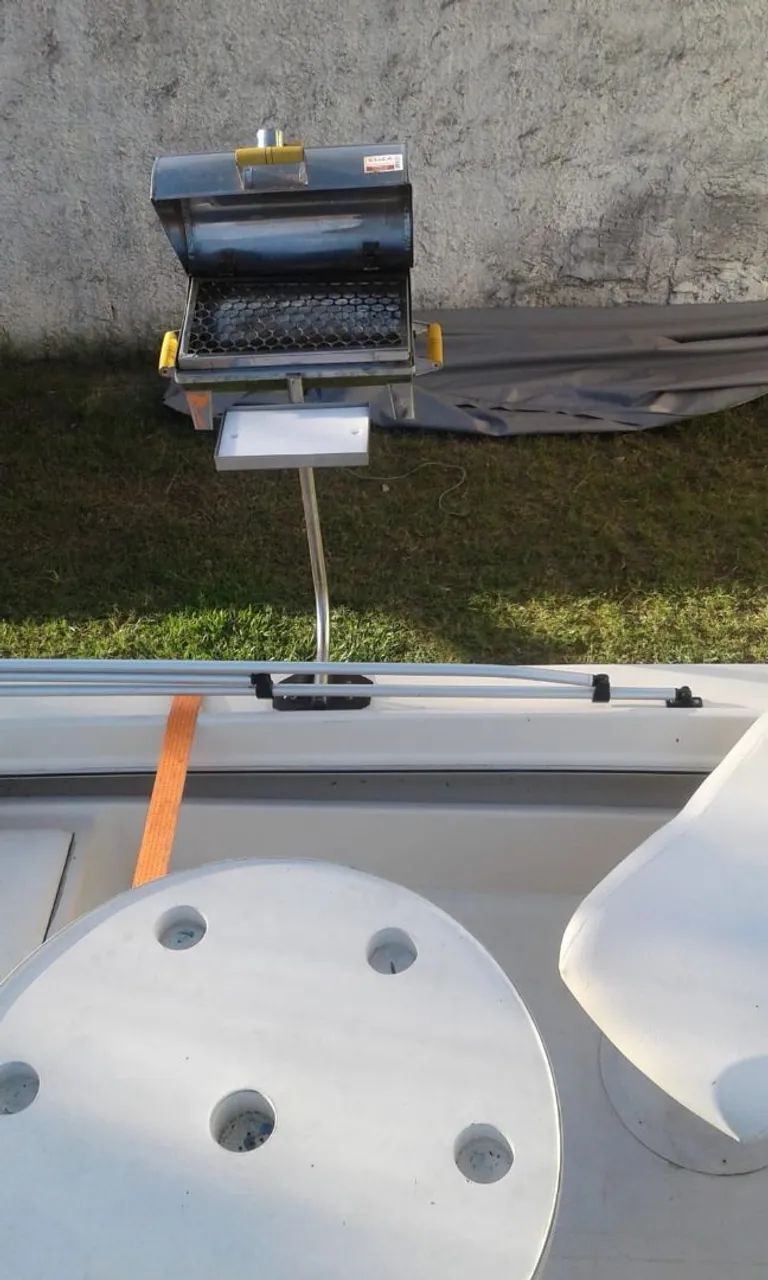 LANCHA PRONTA PARA SERVIÇO OU LAZER. - Foto 4