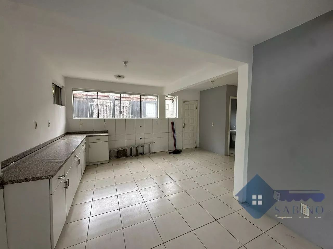 Casa com 4 quartos sendo 1 suite e 2 demi-suite para Locação, Madri - Palhoça - Foto 3