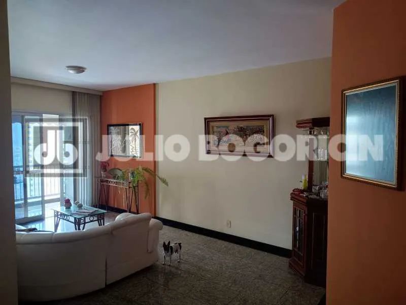 Apartamento - / Residencial / Icaraí