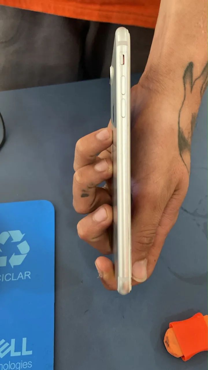 Vendo celular iPhone 7plus 128 gb td file - Foto 2