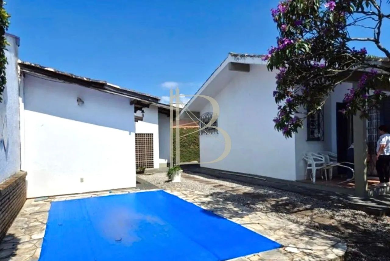 Casa térrea de esquina com 4 quartos e piscina no Parque São Jorge - Foto 3