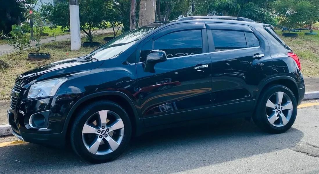 Tracker LTZ 2014 c/ Teto Solar - Foto 2