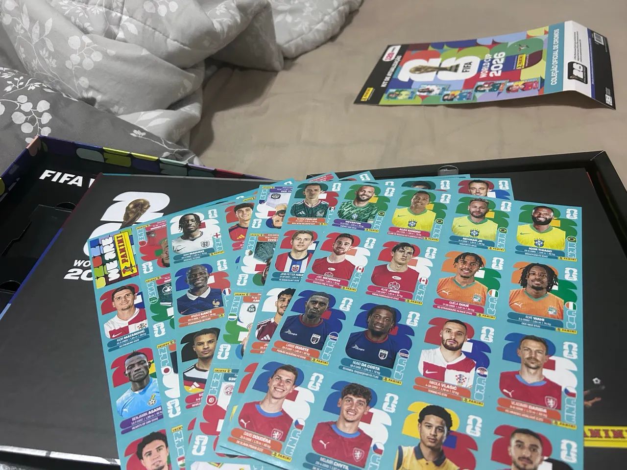 Álbum da copa do mundo - 2026 e 2014 - Foto 2