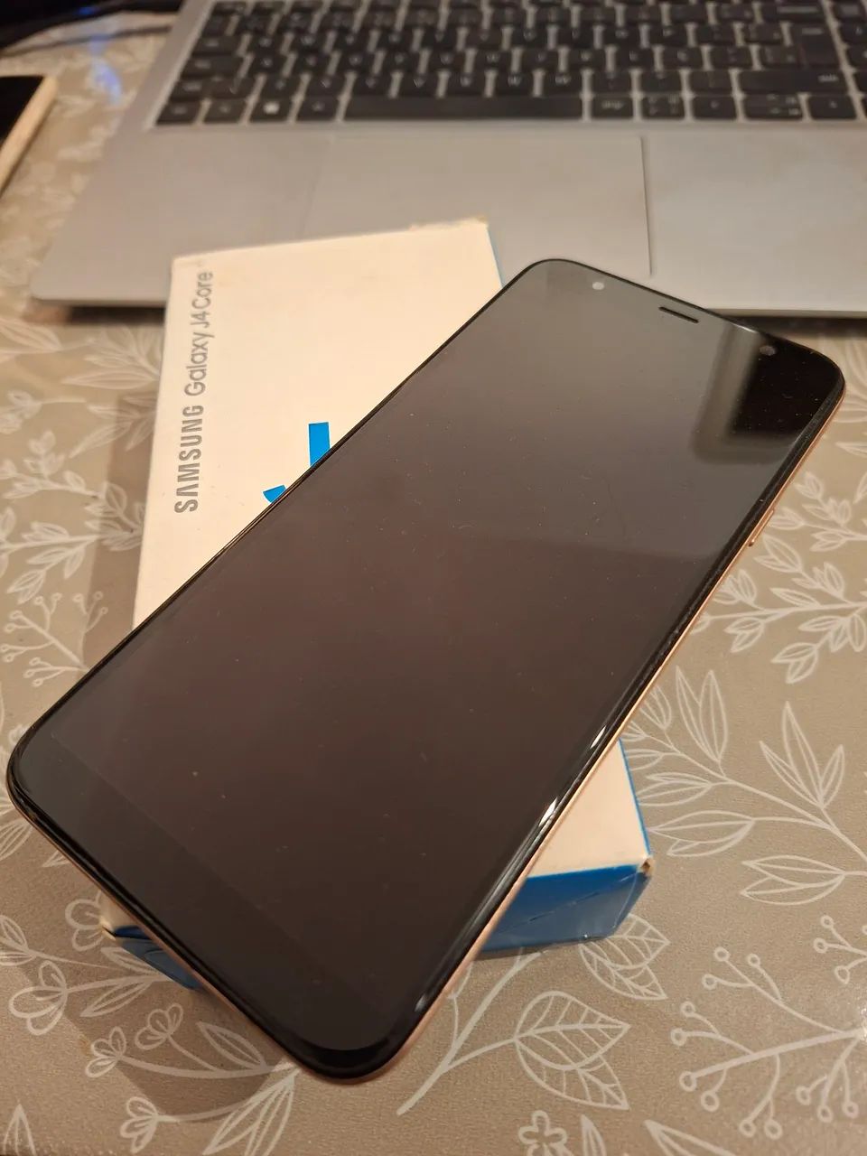 Celular Samsung J4 Core impecável - Foto 3