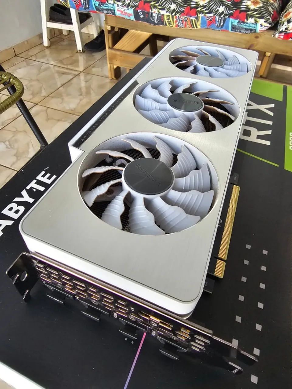 Placa de Vídeo NVIDIA Gigabyte Geforce RTX 3080 VISION OC 10GB GDDR6X DLSS Ray Tracing - Foto 3