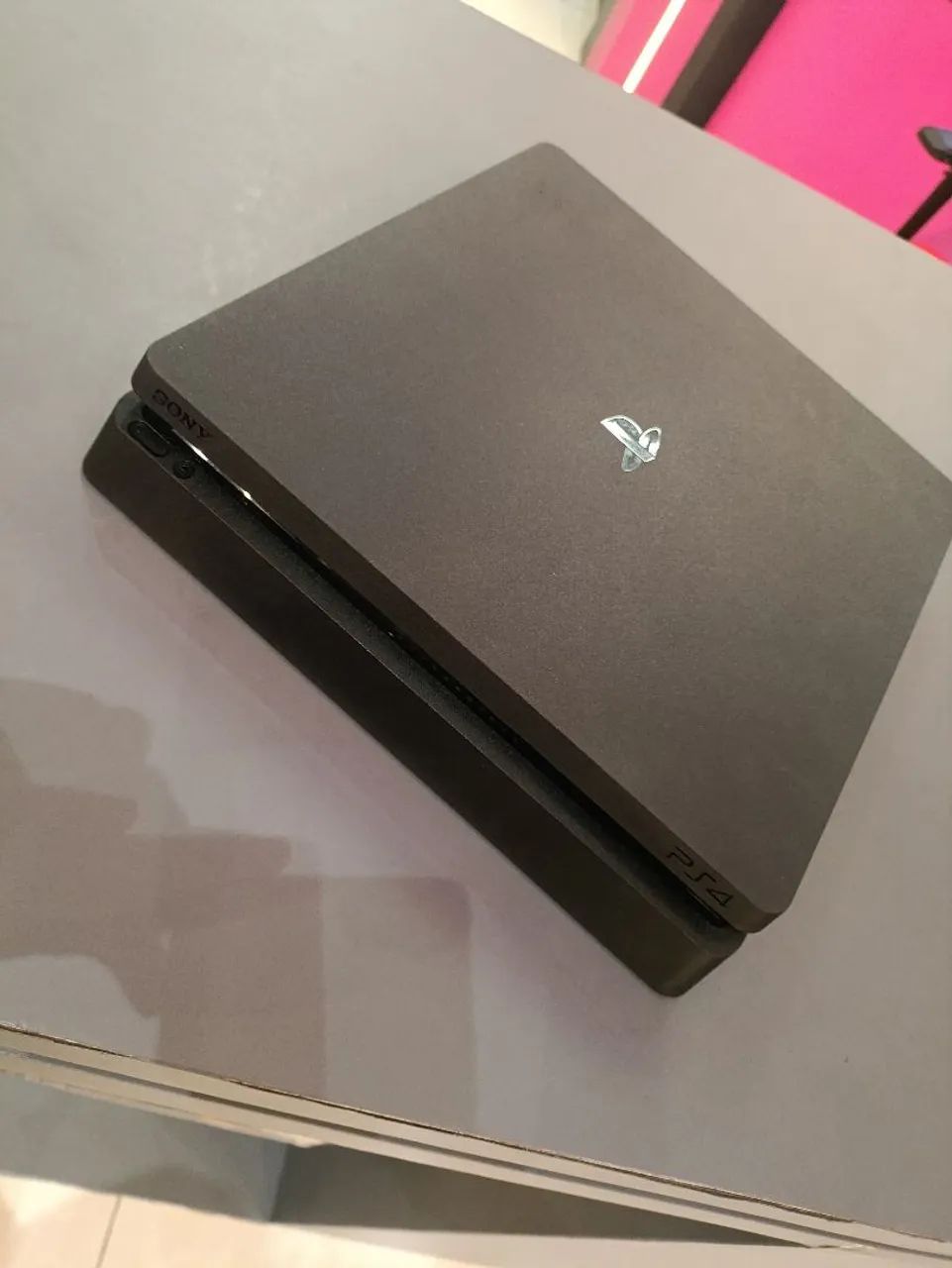 PS4 SLIM 1T - Foto 2