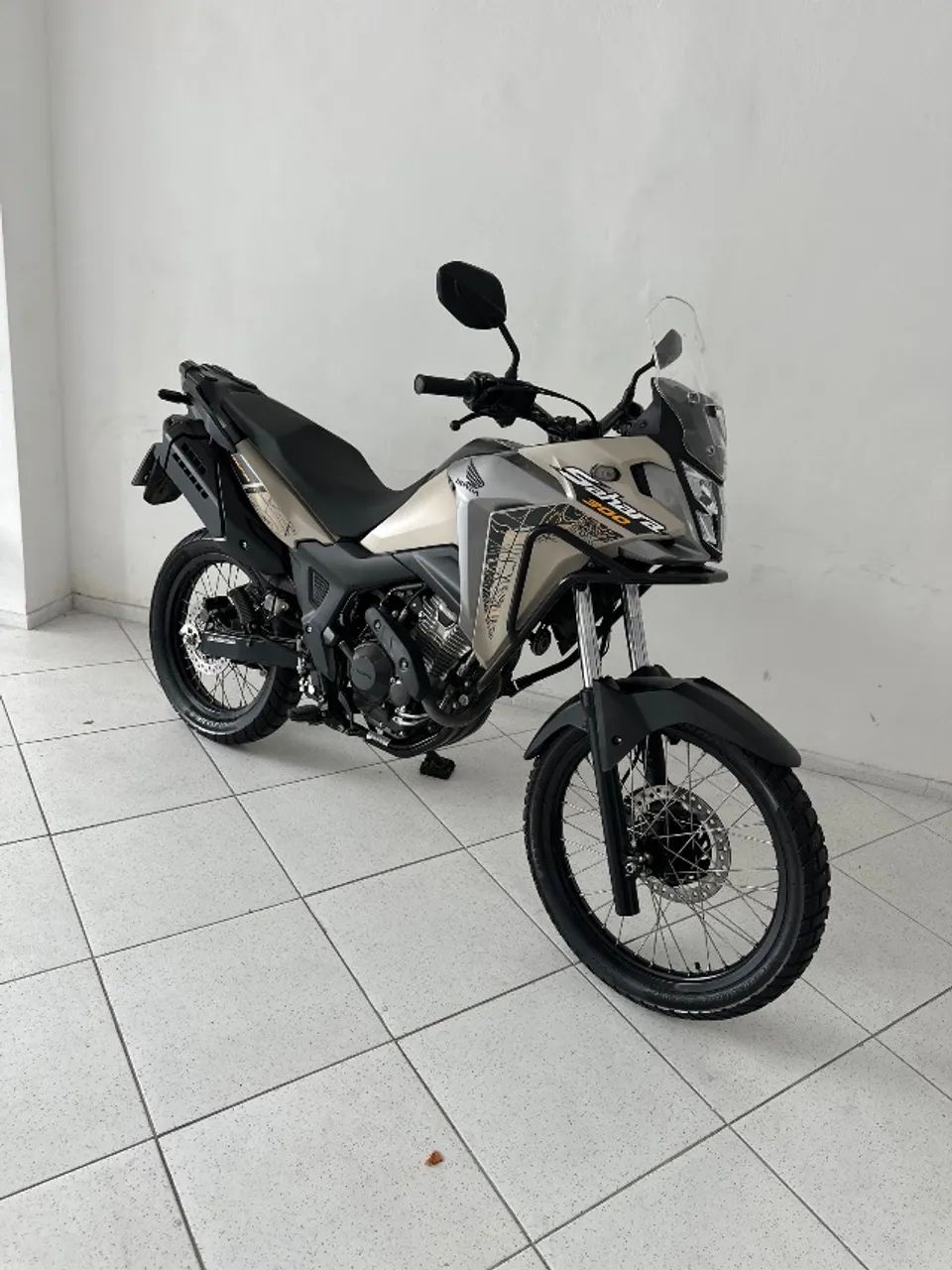 Sahara 300 Adventure  - Foto 2