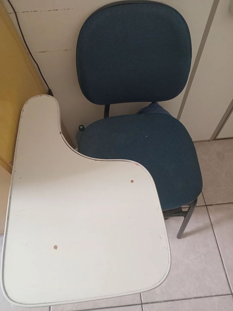 Cadeira universitário 
