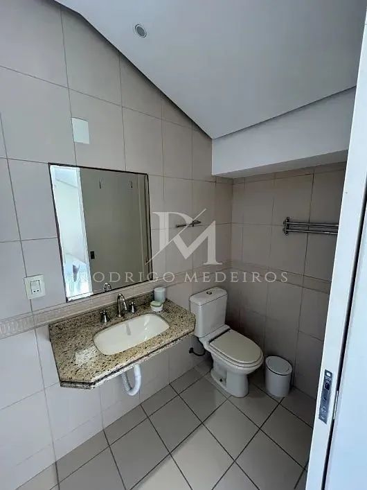 COBERTURA DUPLEX COM VISTA PARA O MAR NA PRAIA BRAVA  FLORIANÓPOLIS/SC - Foto 4