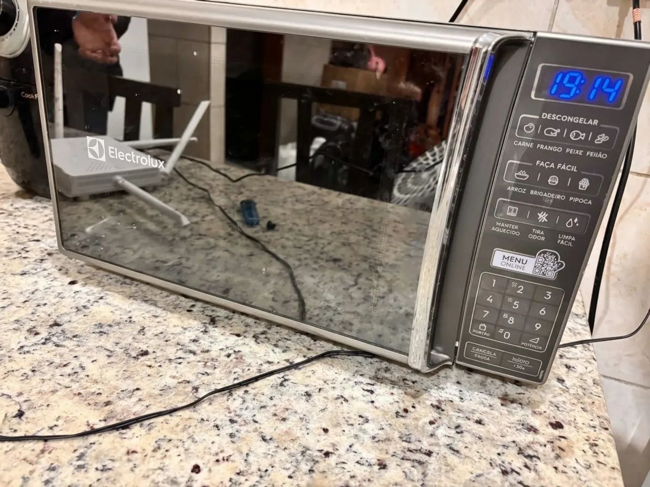 Micro-ondas Electrolux Inox Espelhado