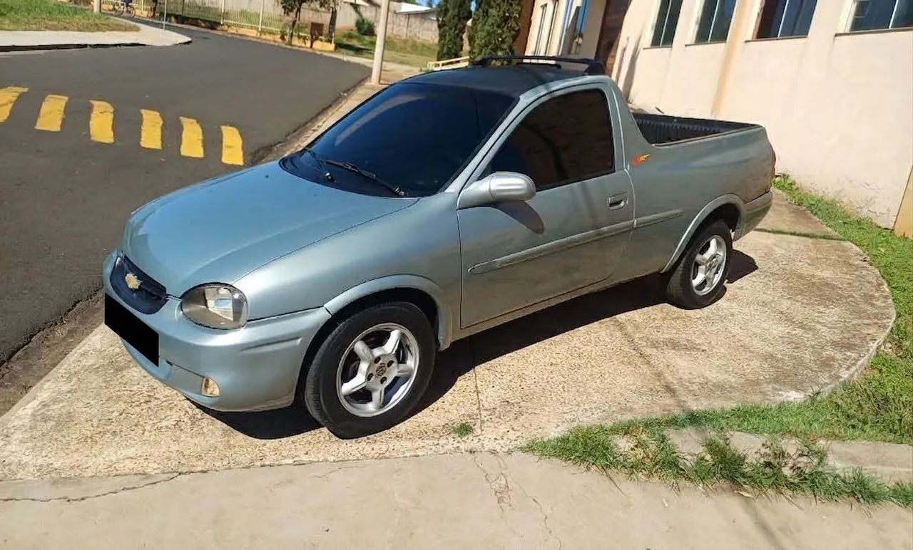 Chevrolet Corsa Pick-up Sport 1.6 MPFI 2003