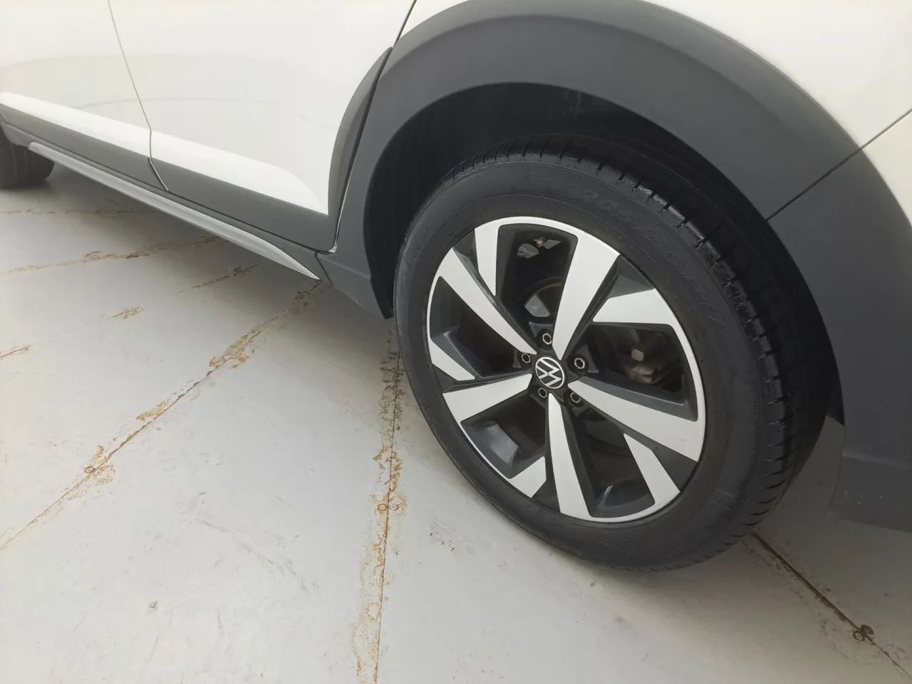 Volkswagen Nivus Highline 1.0 200 TSI Flex Aut., foto 12 de 18