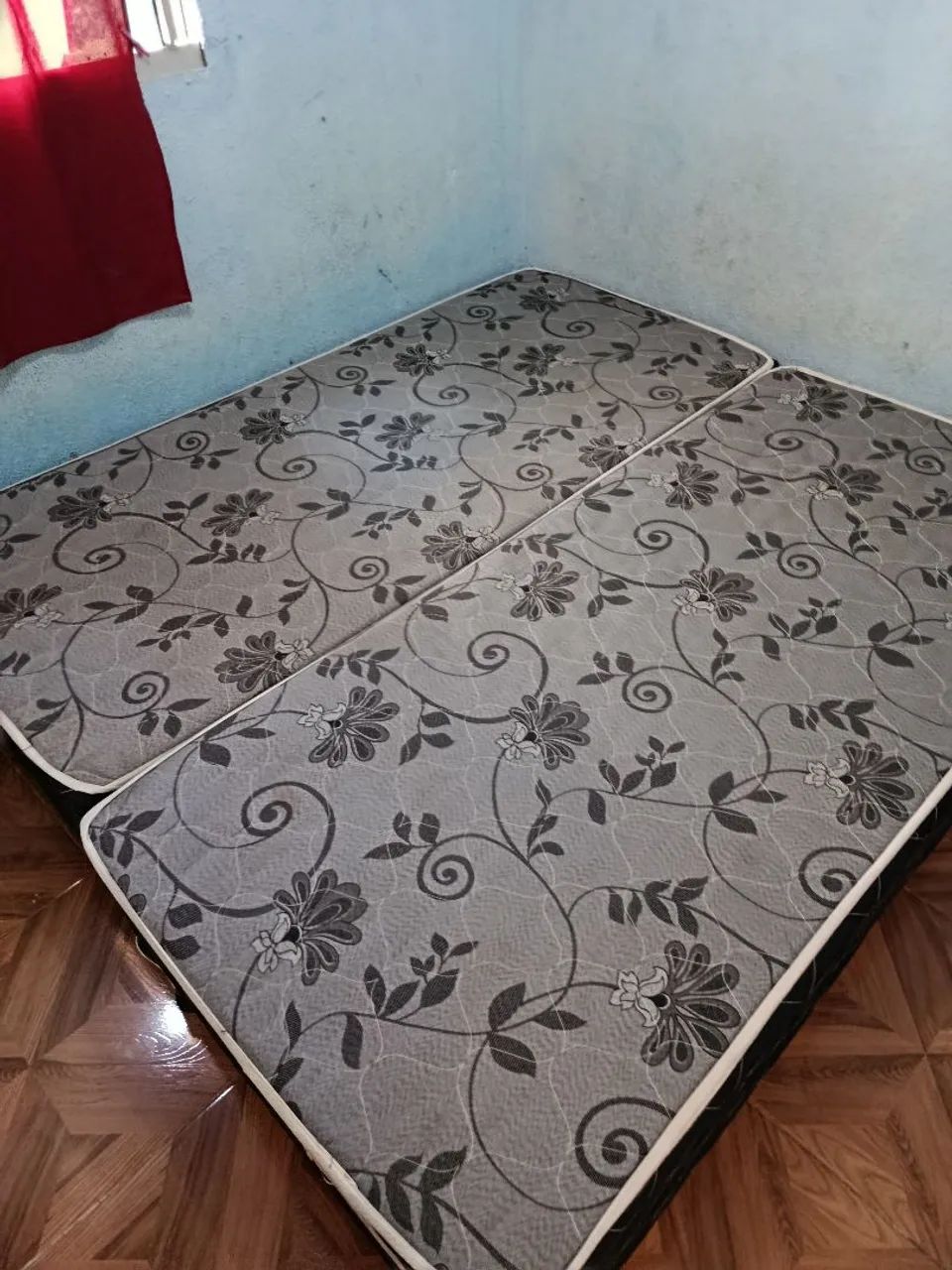 Cama de solteiro 350cada