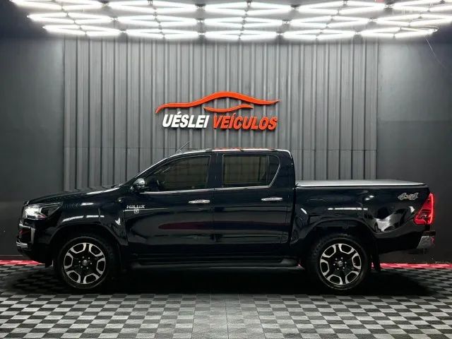 Toyota Hilux Hilux CD SRX 4x4 2.8 TDI 16V Diesel Aut. 2021