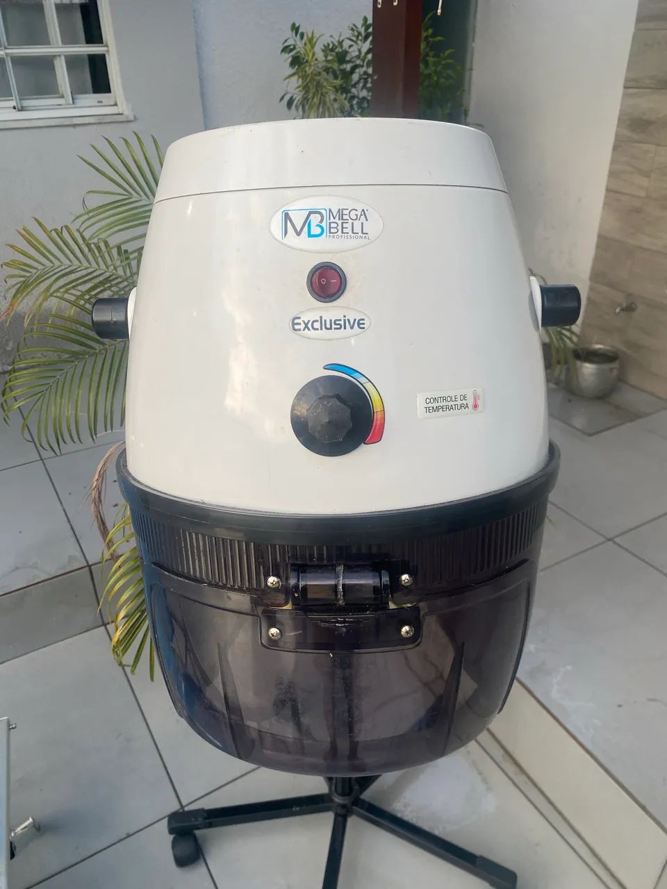 Vendo secador de coluna semi novo, mega bell 127V  - Foto 2
