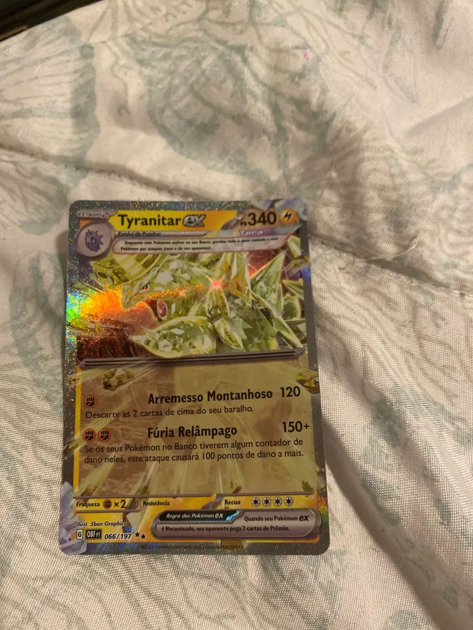Carta Pokémon tyranitar