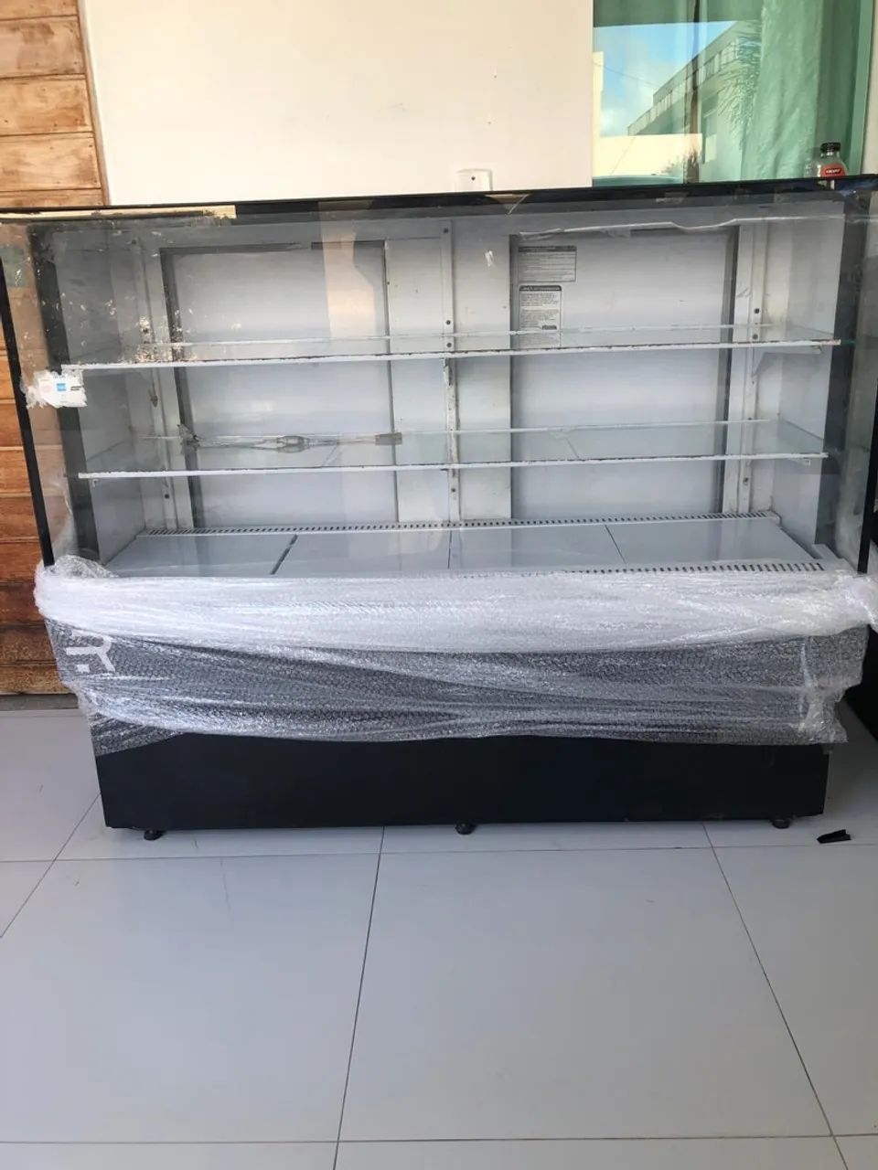 Vitrine Refrimate 1,45 metros - Foto 3