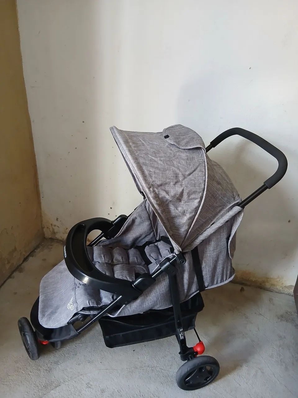 CARRINHO DE BEBÊ  COSCO + BEBÊ CONFORTO 