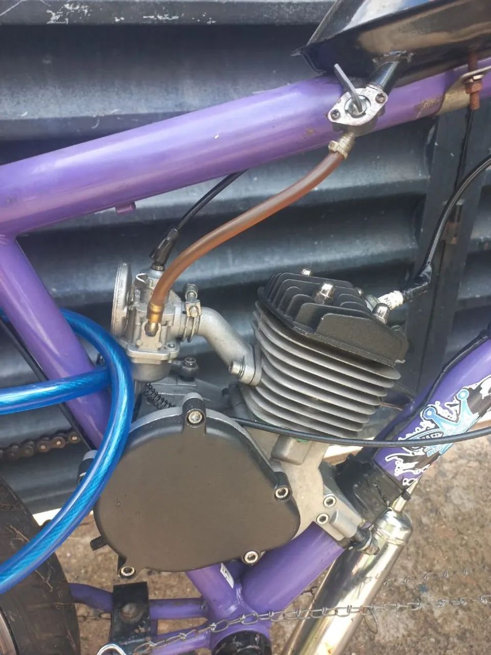 Motorizada, motor 80cc , com kit rocati 