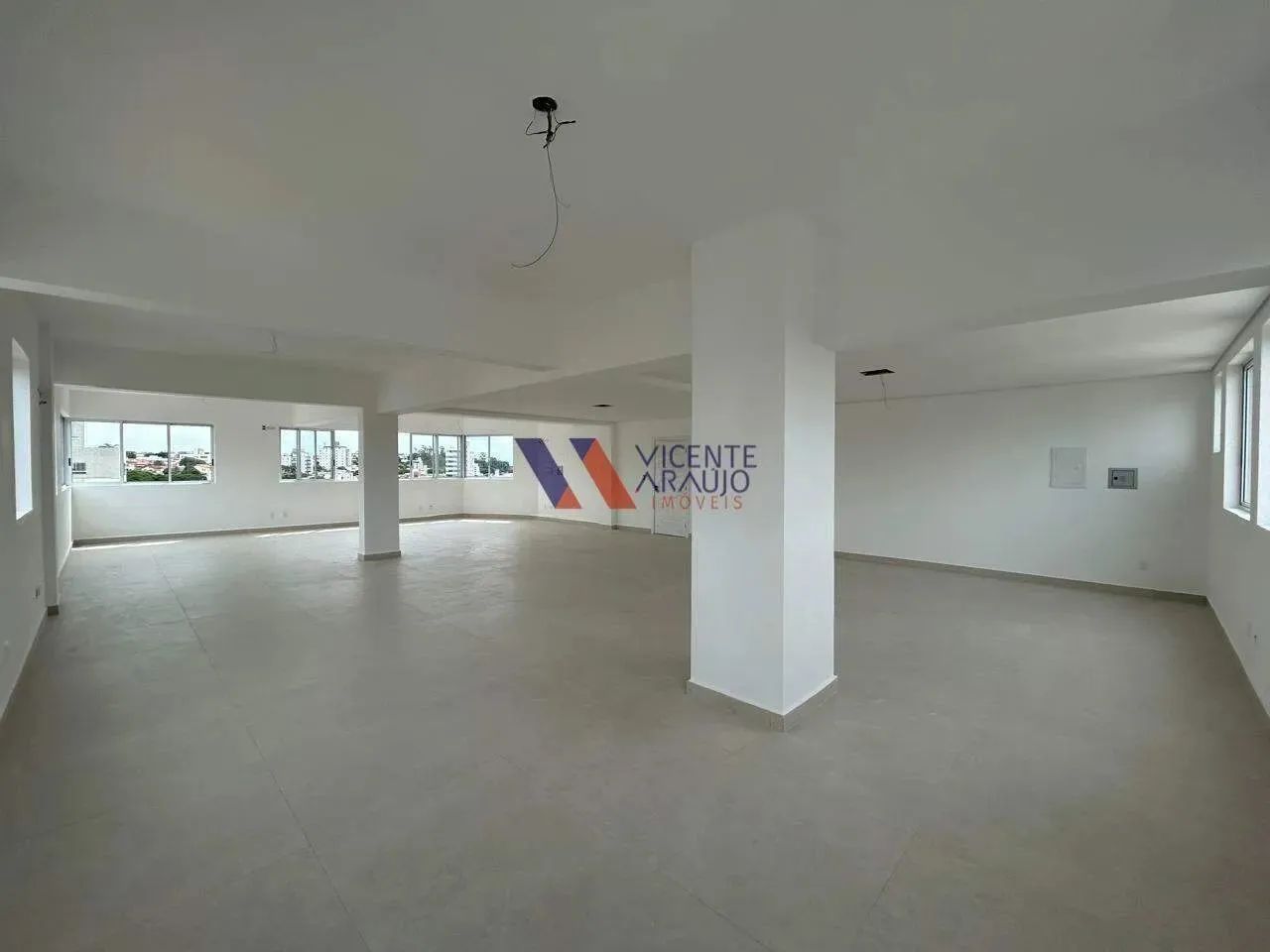 Andar corrido com 150m² no Centro de Betim