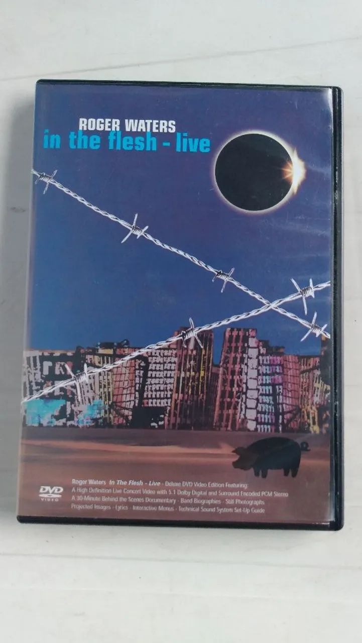 Show dvd original Roger waters in the flesh live. 