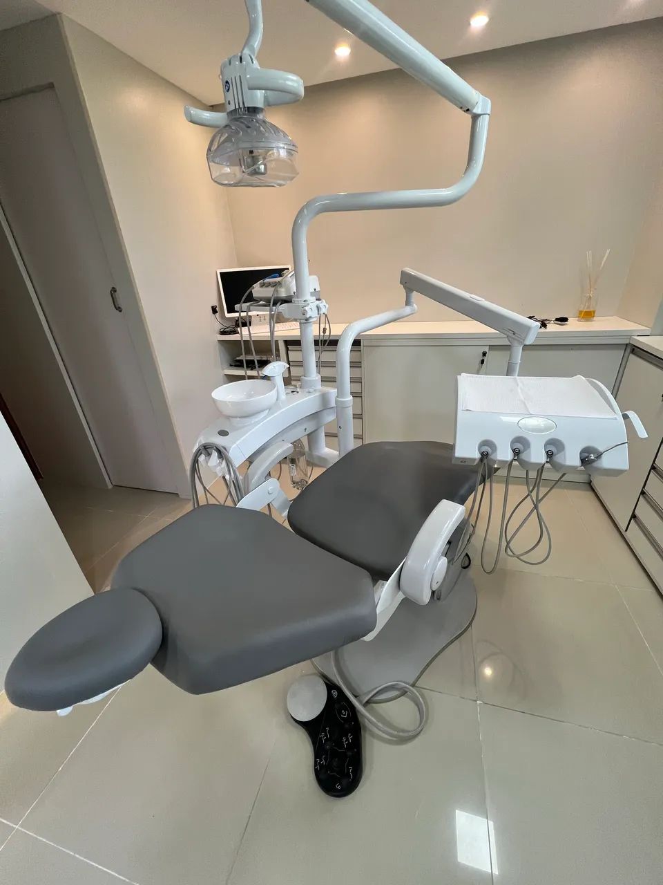 Cadeira Odontológica Kavo + Ultrassom e Jato de Bicarbonato Shuster - Foto 4