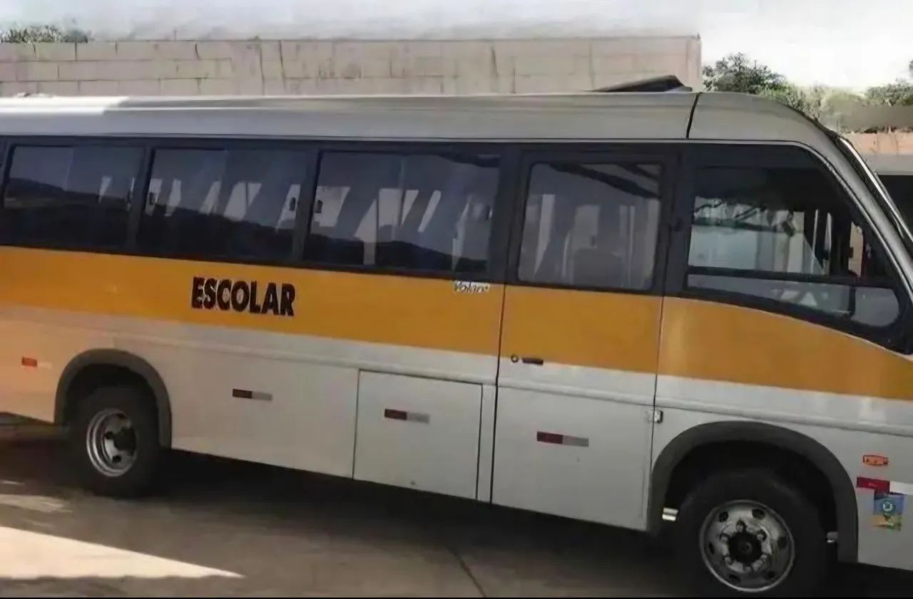 Micro-ônibus Volare W8 2012 - Foto 3