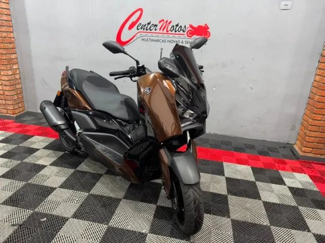 YAMAHA XMAX 300 ABS CONNECTED - Foto 4