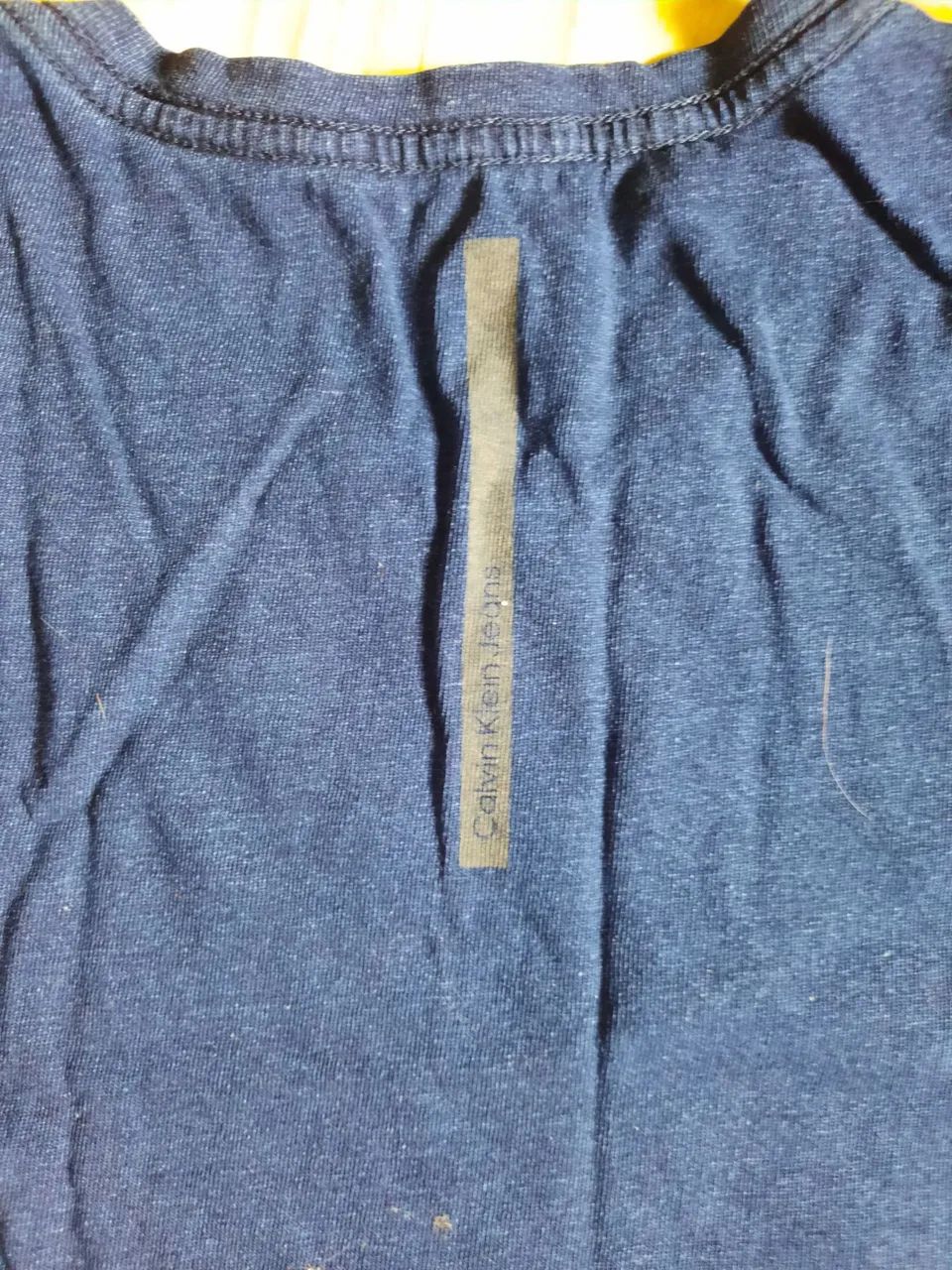 Camiseta Calvin Klein Jeans  - Foto 4