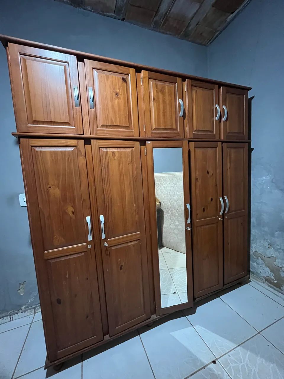 Guarda roupa de madeira  - Foto 4