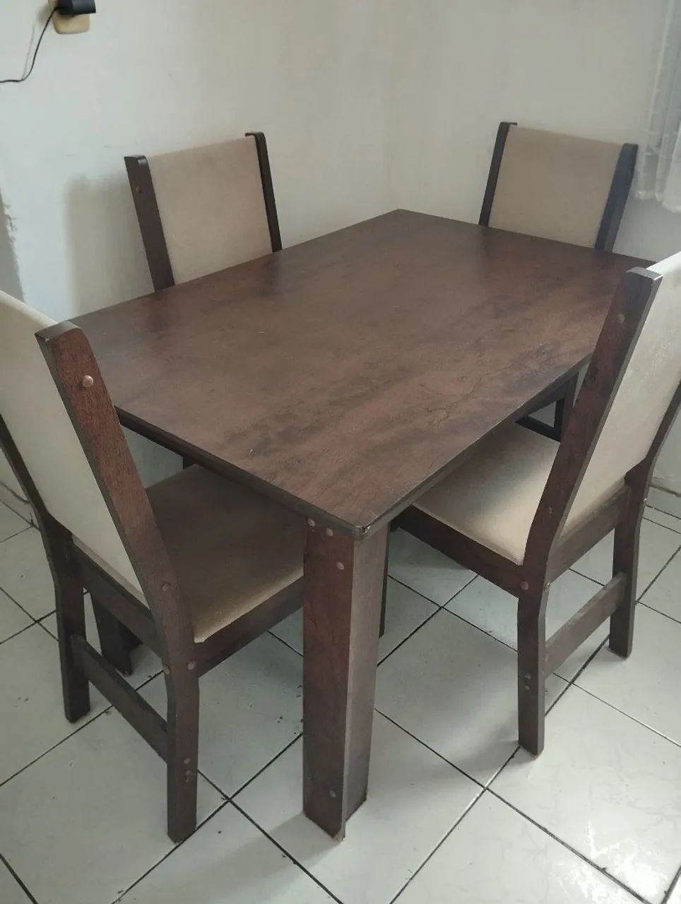 Mesa 4 cadeiras em MDF  - Foto 3