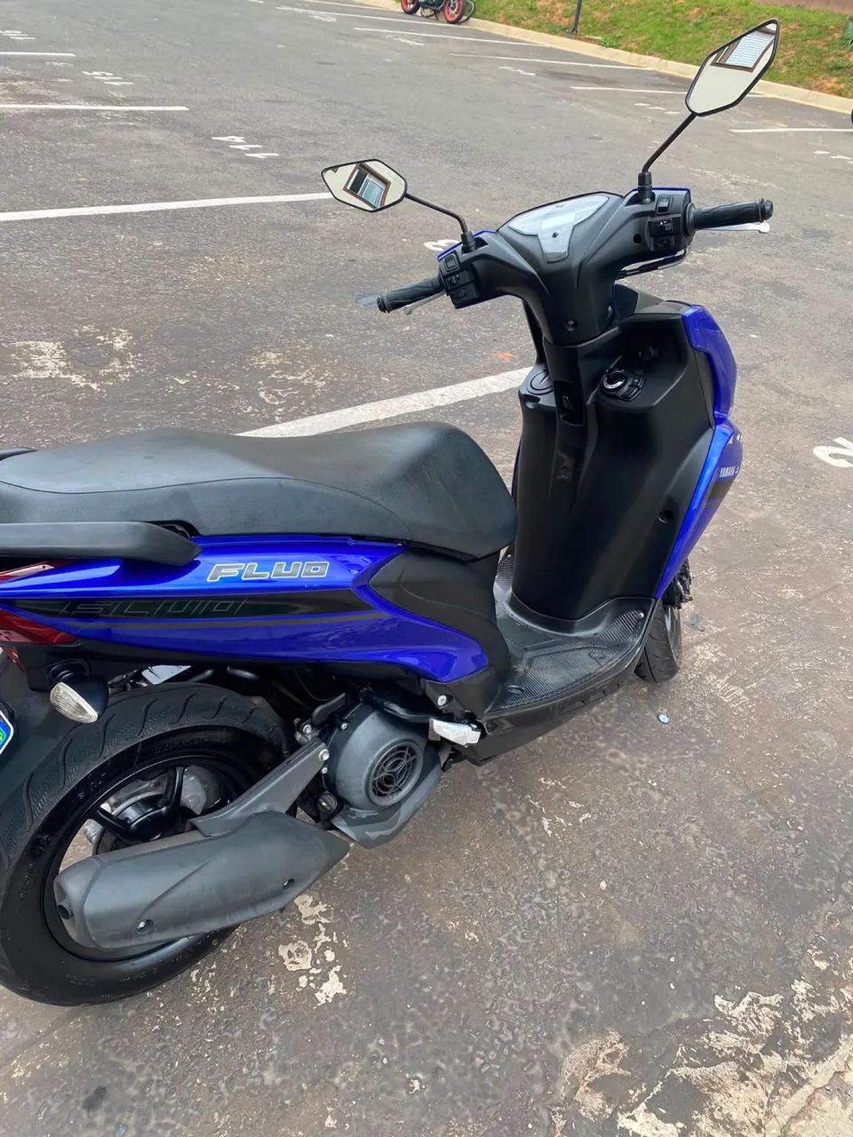 YAMAHA FLUO 2023  - Foto 2