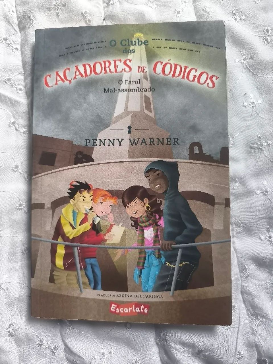 Livro "O clube dos caçadores de códigos"
