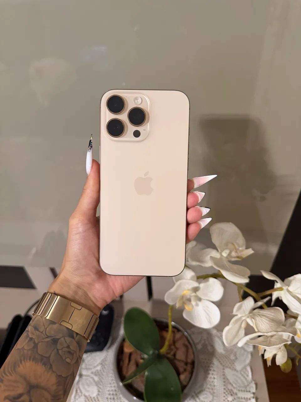 iPhone 16 Pro Max Titânio Desert IMPECÁVEL  - Foto 3