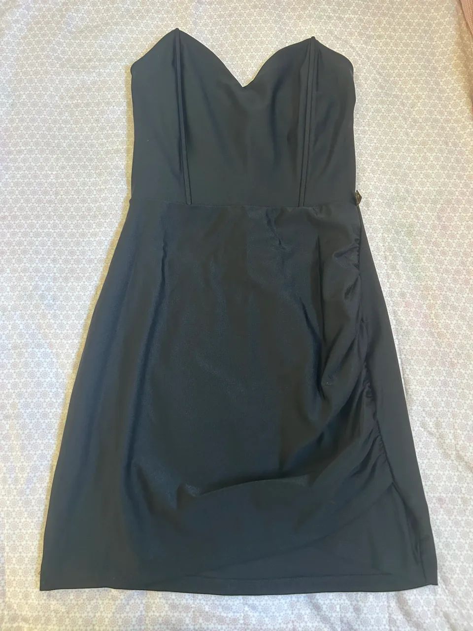 Vestido Tomara que Caia Preto com Drapeado Lateral - Foto 2