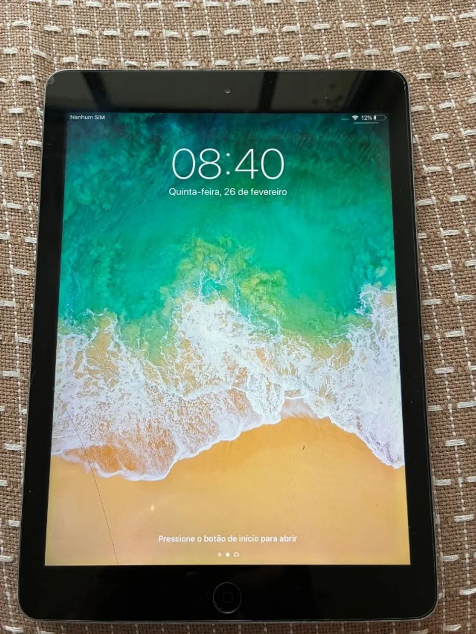 iPad Air Wi-Fi + 4G