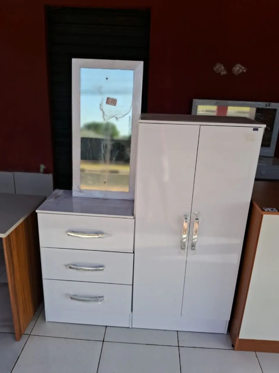 CÔMODA SAPATEIRA MULTIUSO NOVAS B700 COM ESPELHO 