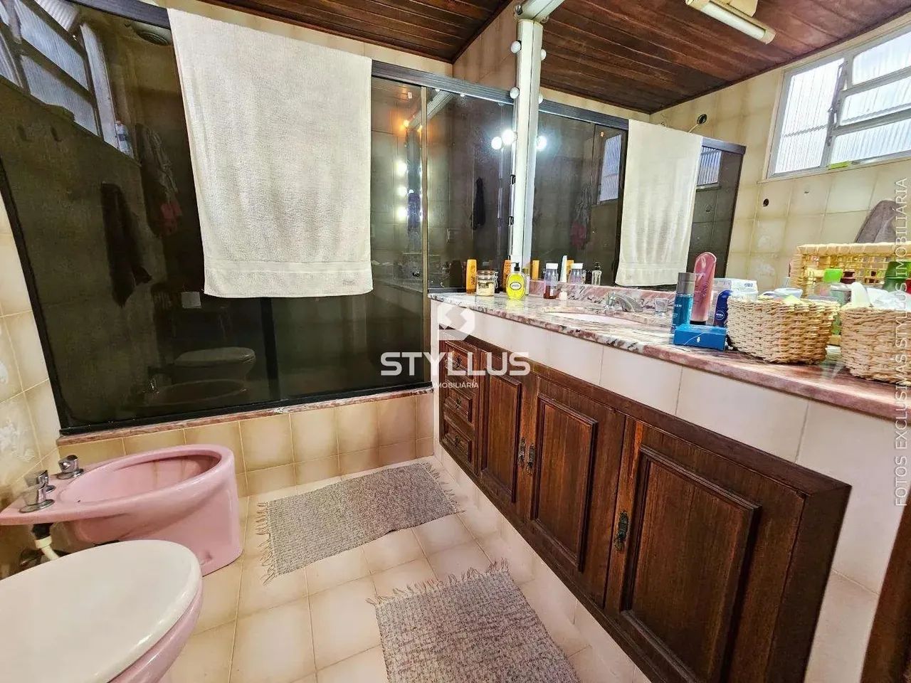 Casa Ampla com 700m² de Terreno, Piscina e Espaço para 6 Carros! M44N - Foto 12