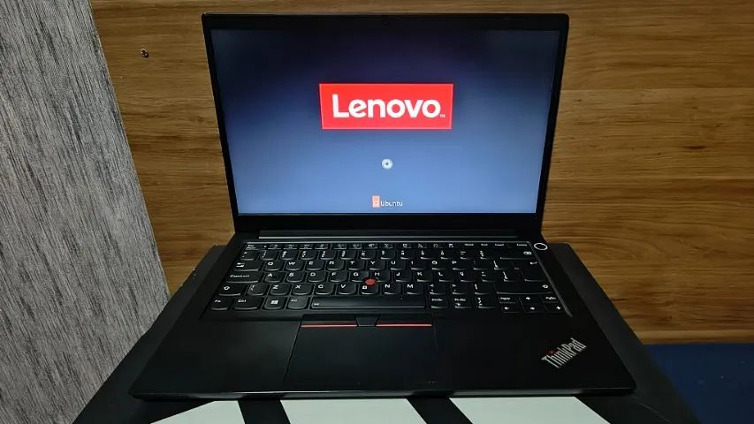 Notebook Empresarial Lenovo E14 Gen 2 (LINUX) - R$750,00