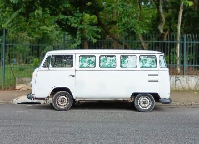 Volkswagen Kombi Standard/ Luxo/ Serie Prata 1994