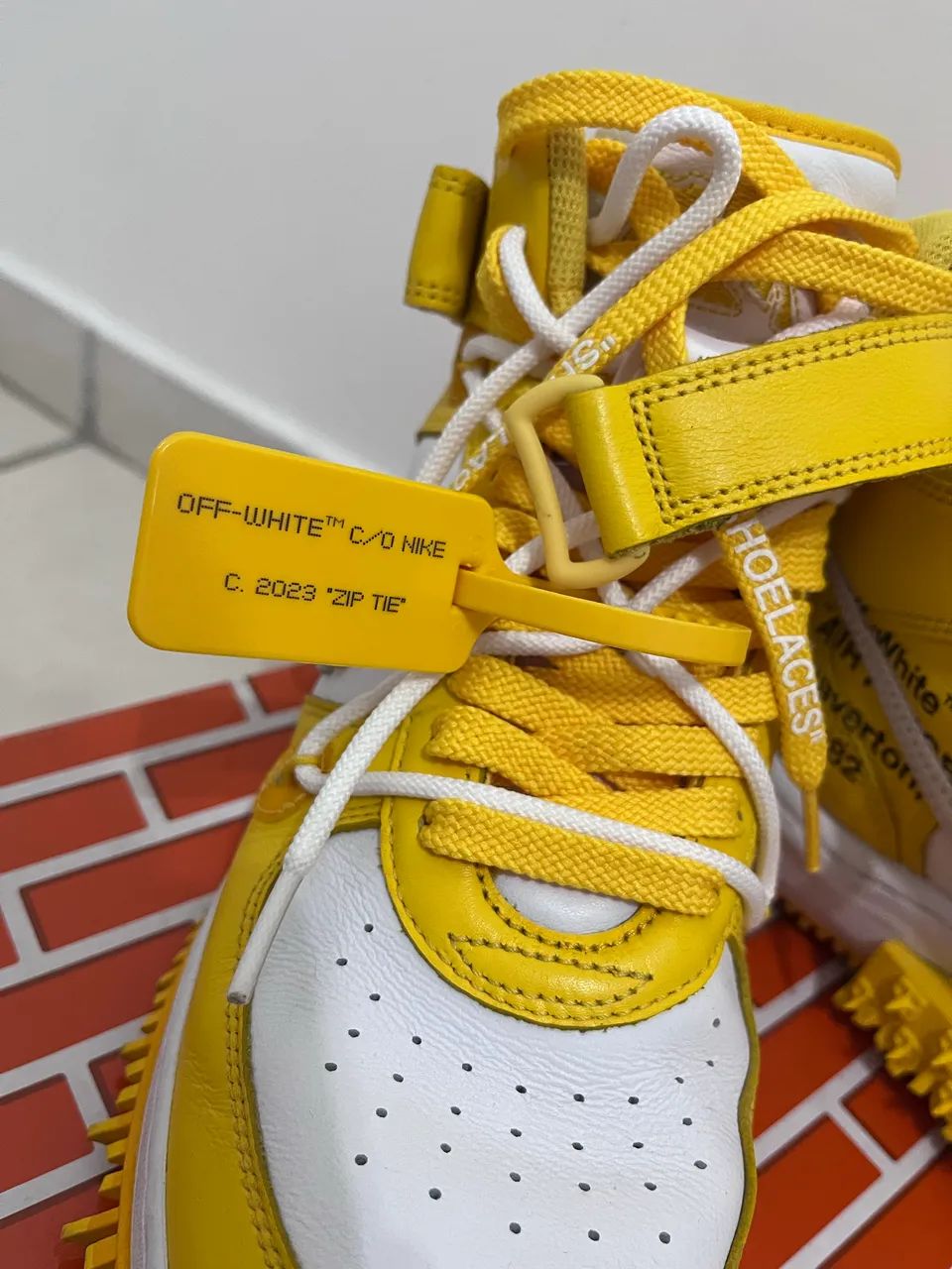 Tênis Nike air force mid varsity maize  - Foto 4