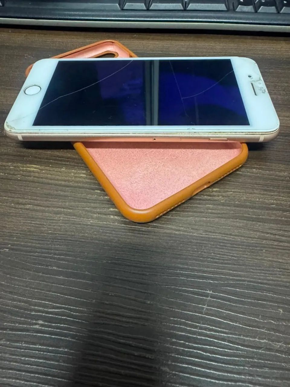 IPHONE 8 PLUS 256GB - ( PARA CONSERTO ) - Foto 3
